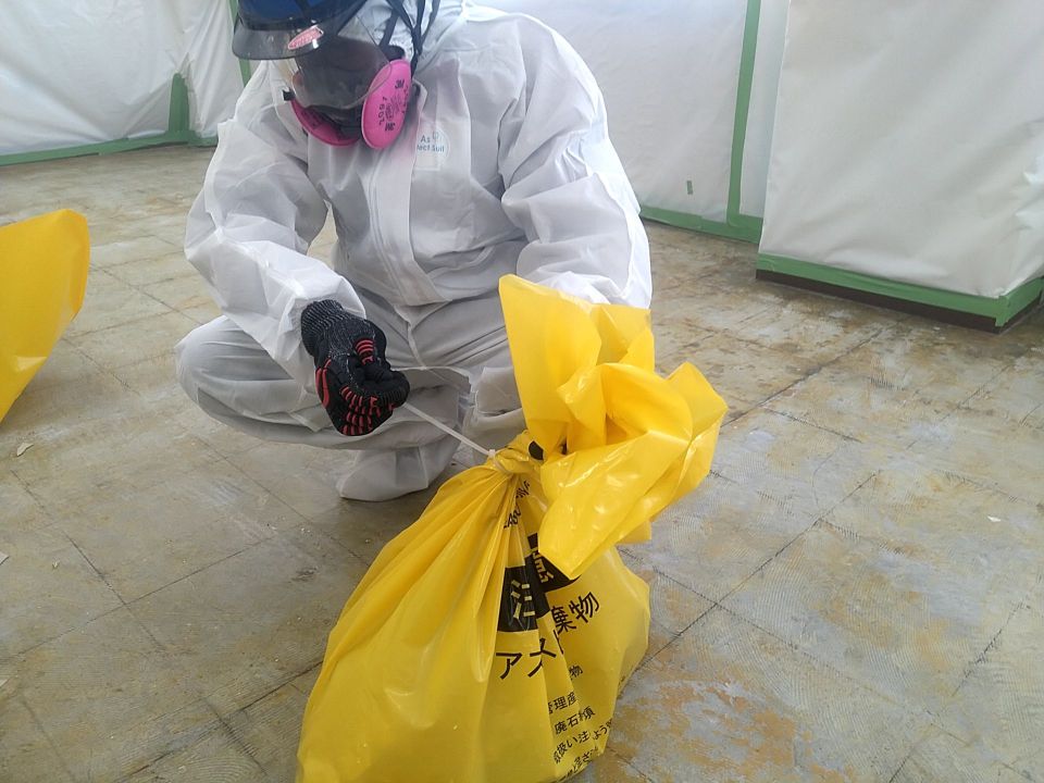 アスベスト廃棄袋の密封